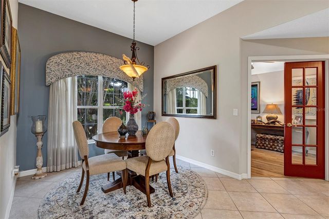 3251 KINGSTON WAY, Tavares, FL 32778