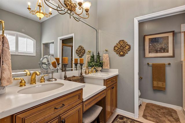 3251 KINGSTON WAY, Tavares, FL 32778