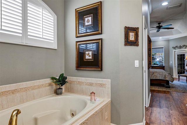 3251 KINGSTON WAY, Tavares, FL 32778