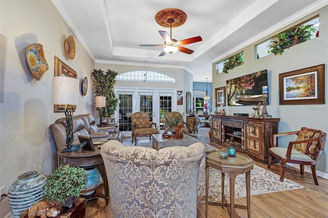3251 KINGSTON WAY, Tavares, FL 32778