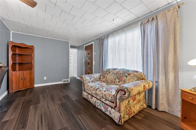 1109 1st St, Brownsville, PA 15444