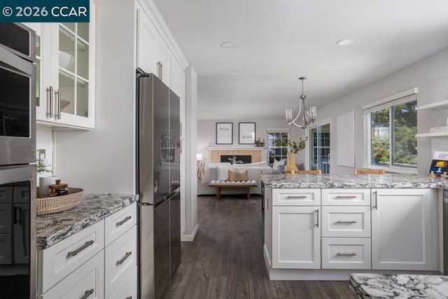 1121 Vista Point Ln, Concord, CA 94521