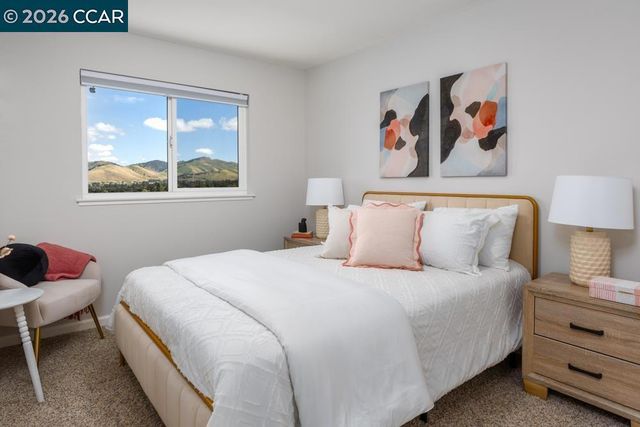 1121 Vista Point Ln, Concord, CA 94521