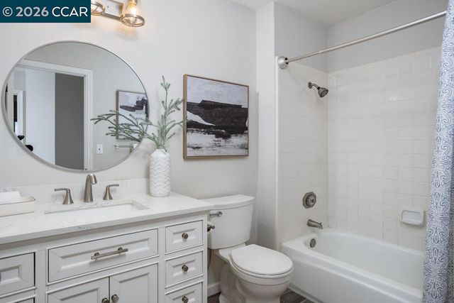 1121 Vista Point Ln, Concord, CA 94521