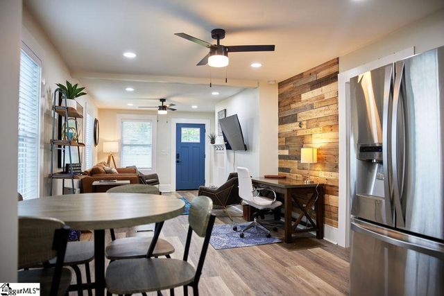 4 Lindberg Avenue, Greenville, SC 29601