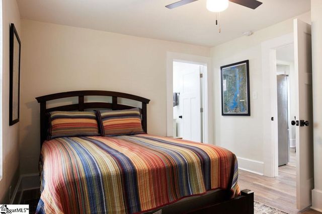 4 Lindberg Avenue, Greenville, SC 29601