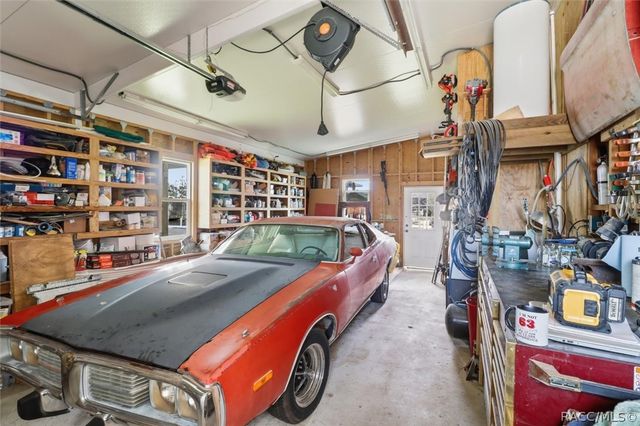 11639 W Clearwater Court, Homosassa, FL 34448