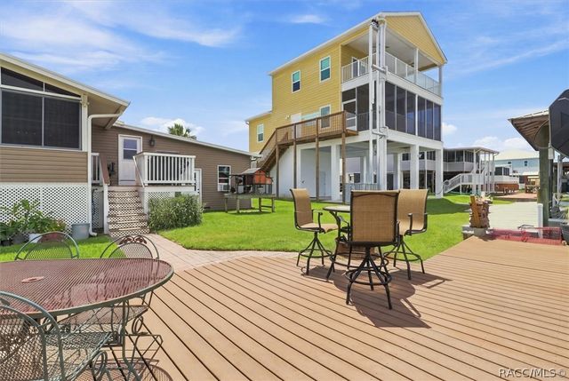 11639 W Clearwater Court, Homosassa, FL 34448
