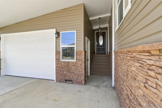 11639 W Clearwater Court, Homosassa, FL 34448