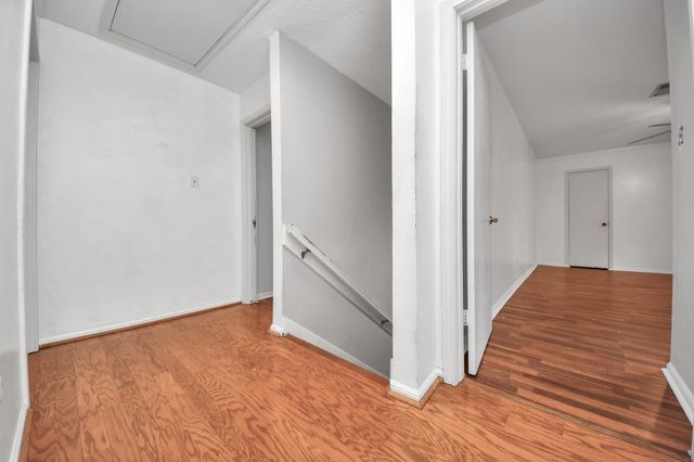 5807 Foresthaven Drive, Houston, TX 77066