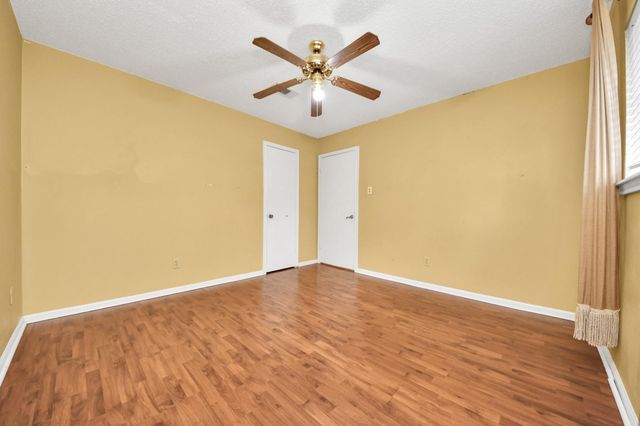 5807 Foresthaven Drive, Houston, TX 77066