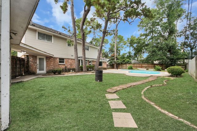 5807 Foresthaven Drive, Houston, TX 77066