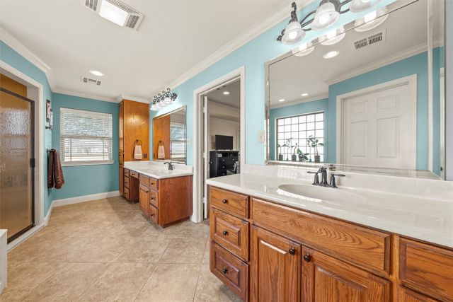 231 Trlica Road, West, TX 76691