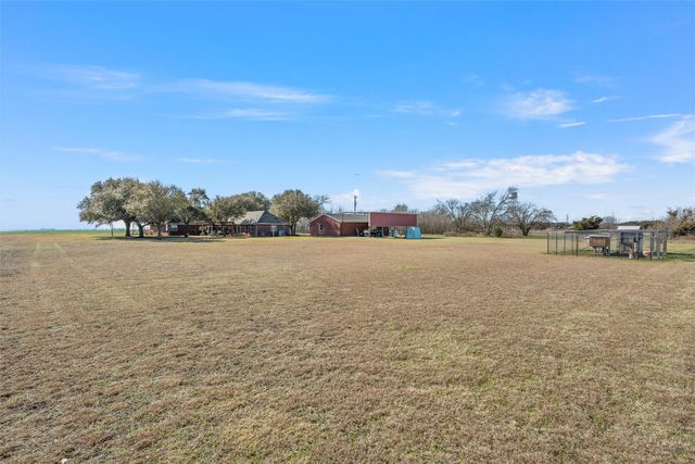 231 Trlica Road, West, TX 76691