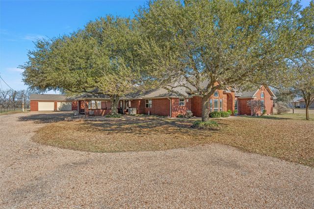 231 Trlica Road, West, TX 76691