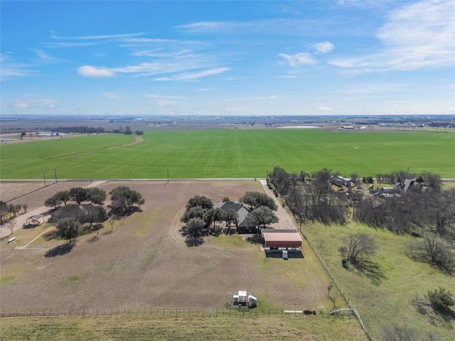 231 Trlica Road, West, TX 76691