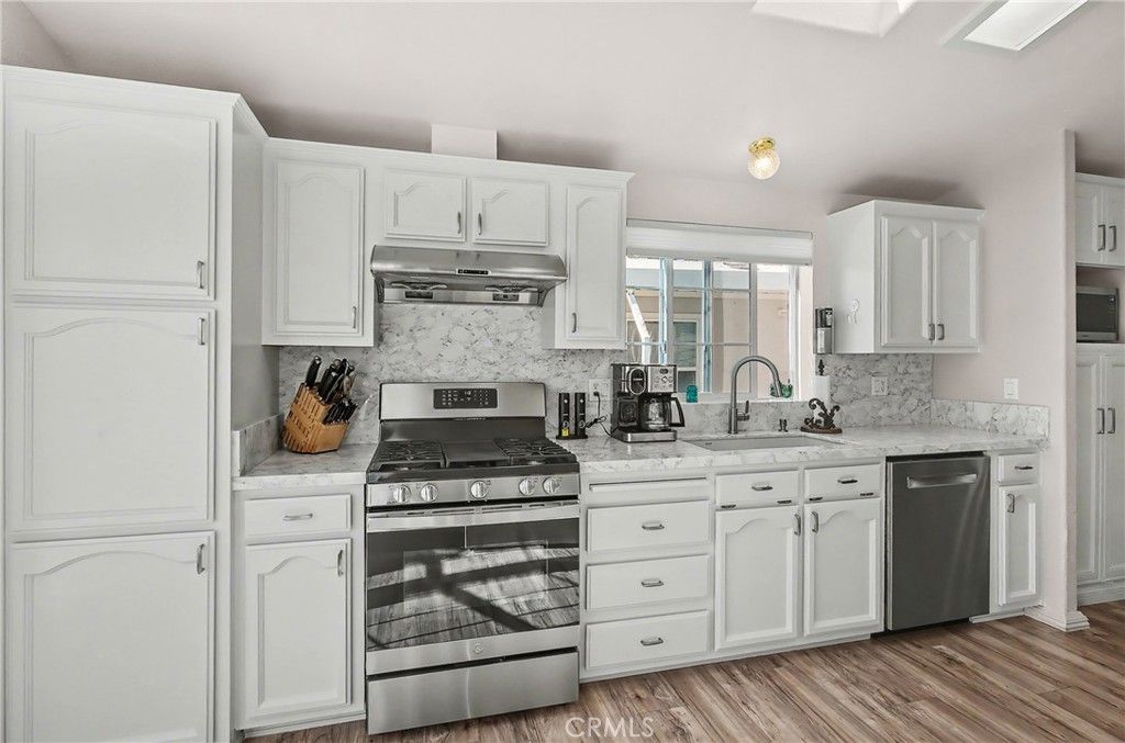 Image 10 of property listing at 1537 White Pine Drive 48, Morro Bay, CA 93442