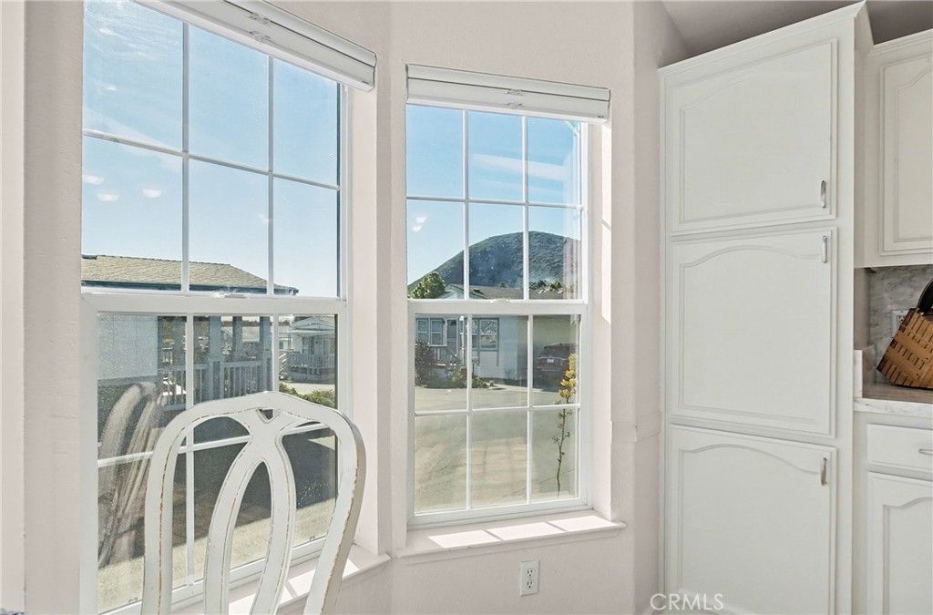 Image 12 of property listing at 1537 White Pine Drive 48, Morro Bay, CA 93442