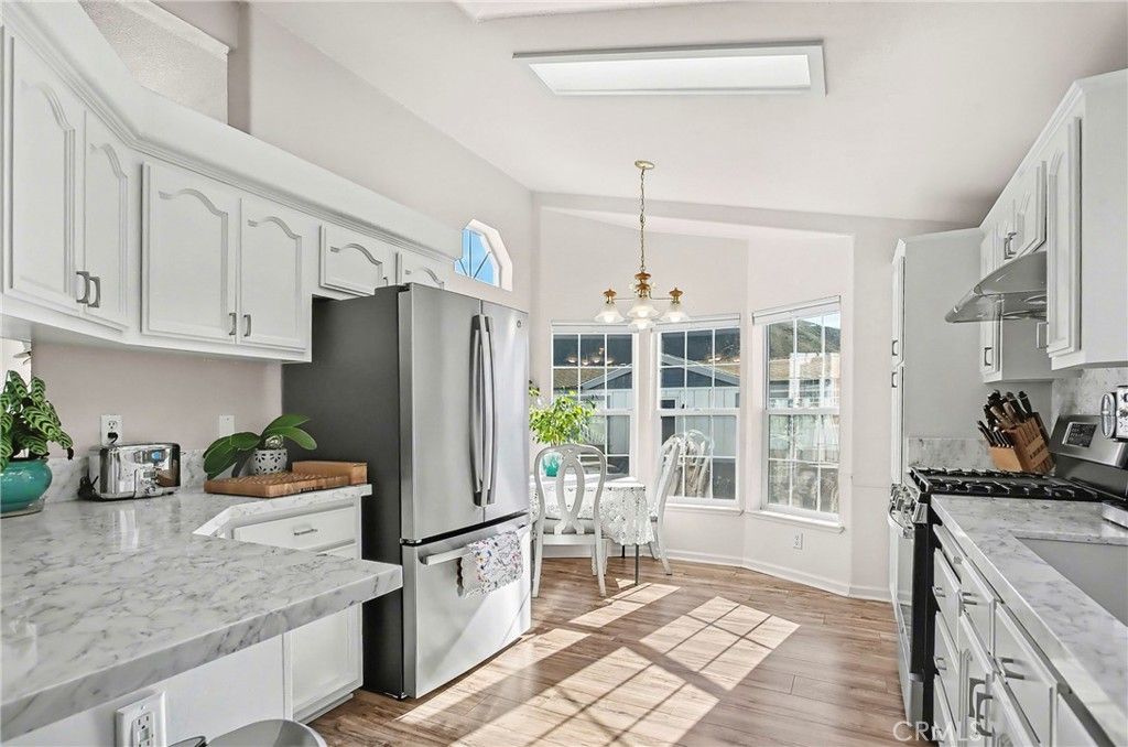 Image 8 of property listing at 1537 White Pine Drive 48, Morro Bay, CA 93442