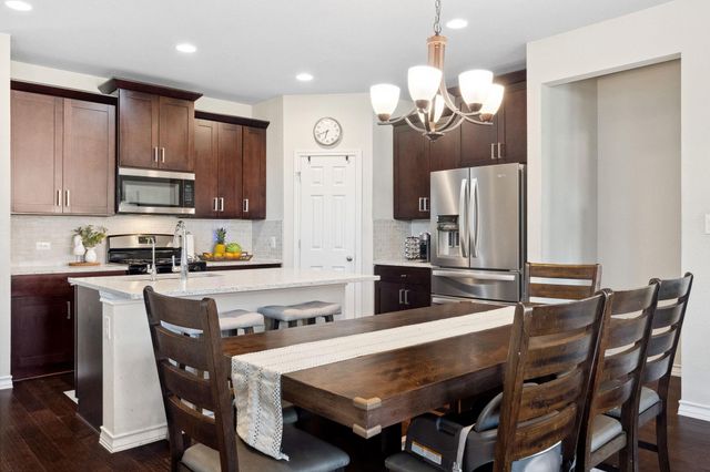 442 Thornless CIR, Buda, TX 78610