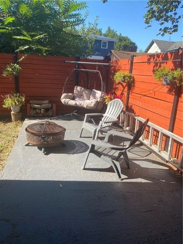 660 Walnut Street, Elmira City, NY 14901