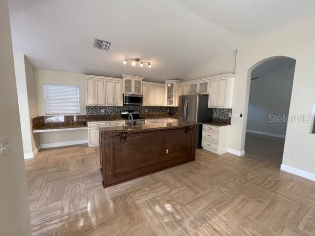 9986 STOCKBRIDGE DRIVE, Tampa, FL 33626