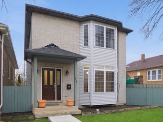 2744 Lombard Avenue, Berwyn, IL 60402