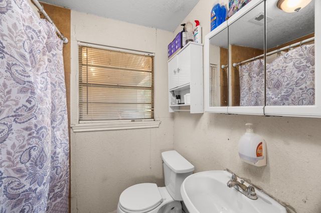 917 Alvin Street, Pasadena, TX 77506