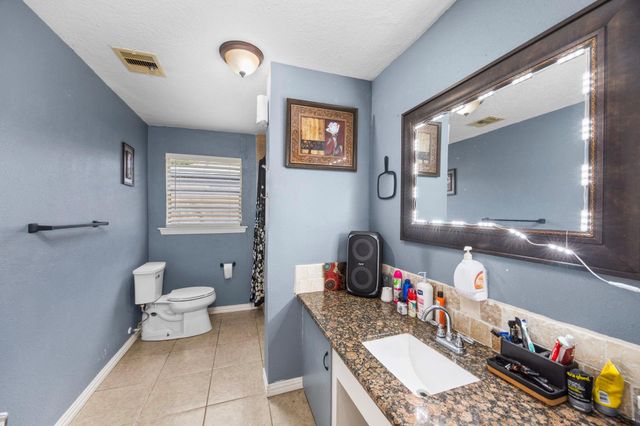 917 Alvin Street, Pasadena, TX 77506