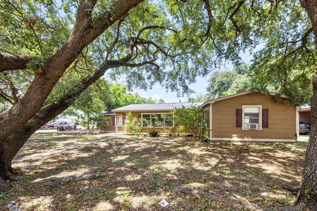 917 Alvin Street, Pasadena, TX 77506