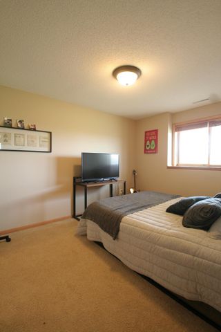 2136 Ashland Drive NW, Rochester, MN 55901