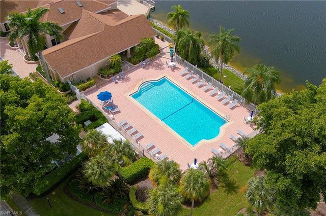 1983 Crown Pointe BLVD, Naples, FL 34112