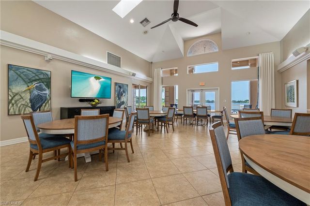 1983 Crown Pointe BLVD, Naples, FL 34112
