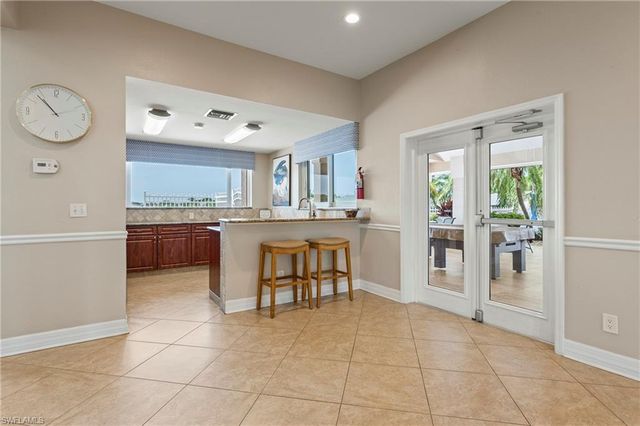 1983 Crown Pointe BLVD, Naples, FL 34112