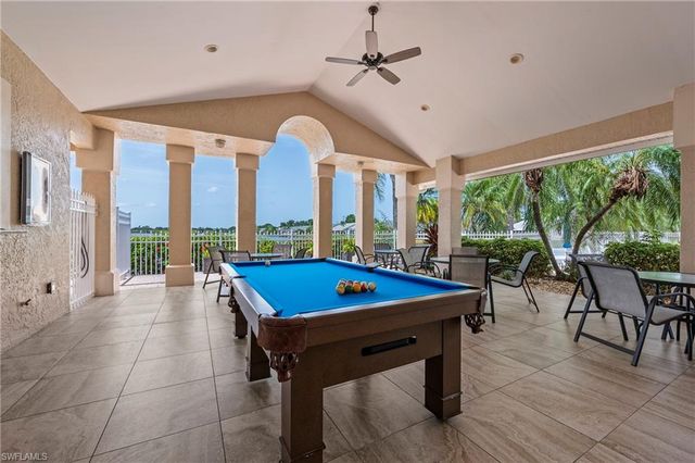 1983 Crown Pointe BLVD, Naples, FL 34112