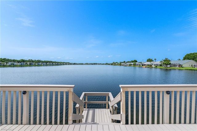 1983 Crown Pointe BLVD, Naples, FL 34112