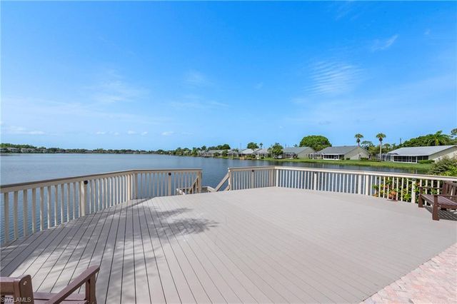 1983 Crown Pointe BLVD, Naples, FL 34112