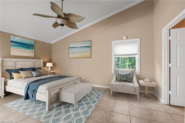 1983 Crown Pointe BLVD, Naples, FL 34112