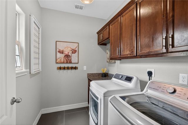 3701 Nahid Ct, Corpus Christi, TX 78418