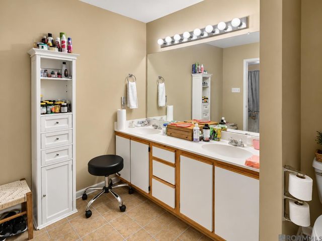 918 Woodhill Dr, Baton Rouge, LA 70806
