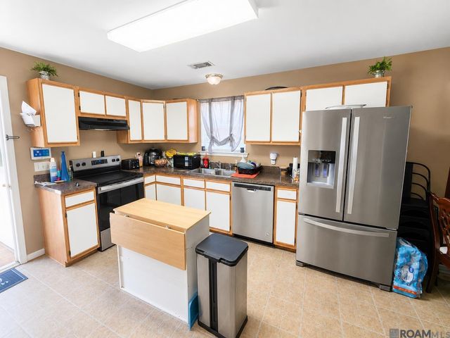 918 Woodhill Dr, Baton Rouge, LA 70806