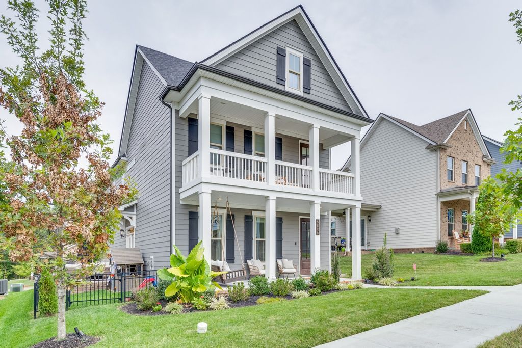 2122 Notchleaf Rd, Antioch, TN 37013