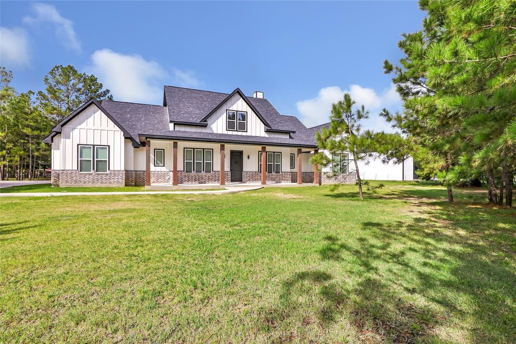 4330 Holstein Drive, Cleveland, TX 77328