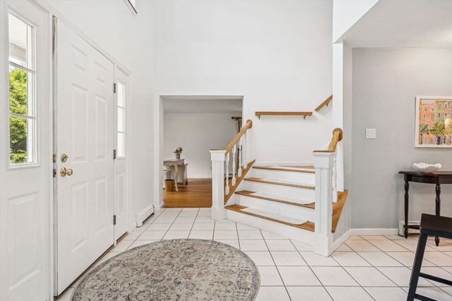 162 Main St, Southborough, MA 01772