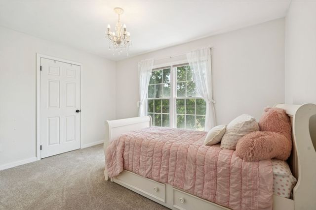 162 Main St, Southborough, MA 01772