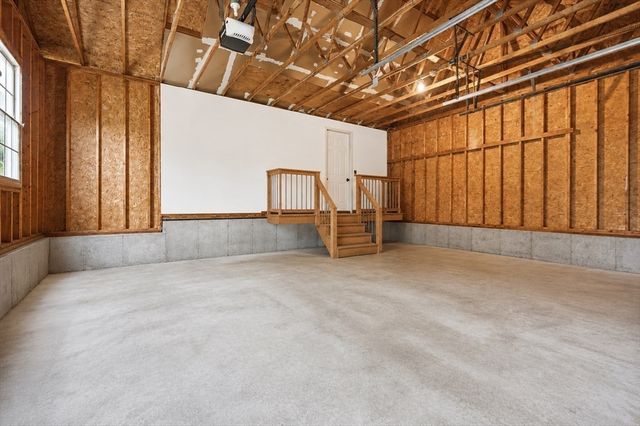 162 Main St, Southborough, MA 01772