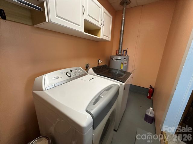 3999 Harrisburg Drive, Harrisburg, NC 28075