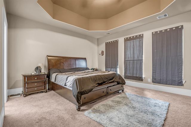 26117 Gallant Knight Lane, Kingwood, TX 77339
