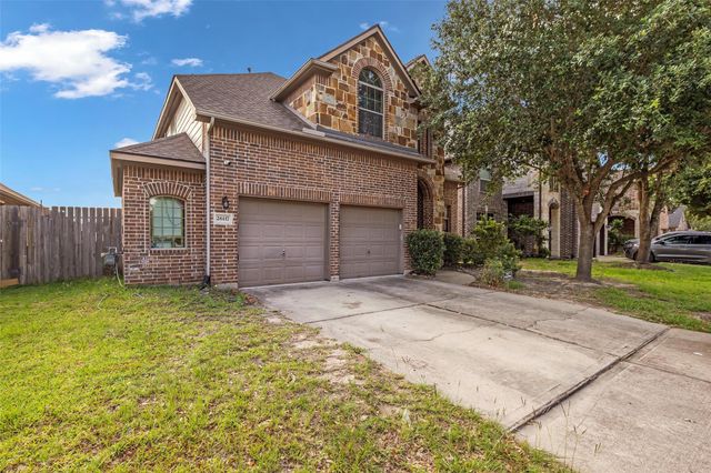 26117 Gallant Knight Lane, Kingwood, TX 77339
