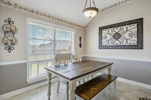 2043 Rana Park, Flint, TX 75762